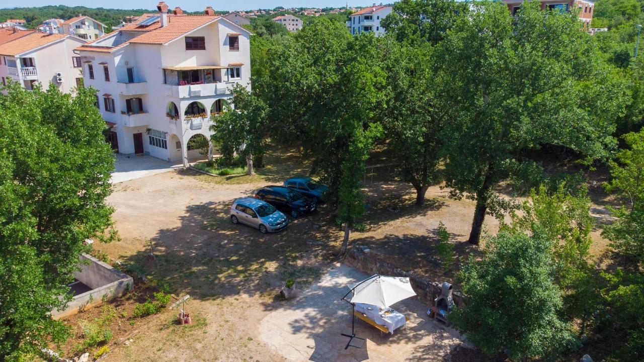 Apartman Mihael Malinska Eksteriør bilde
