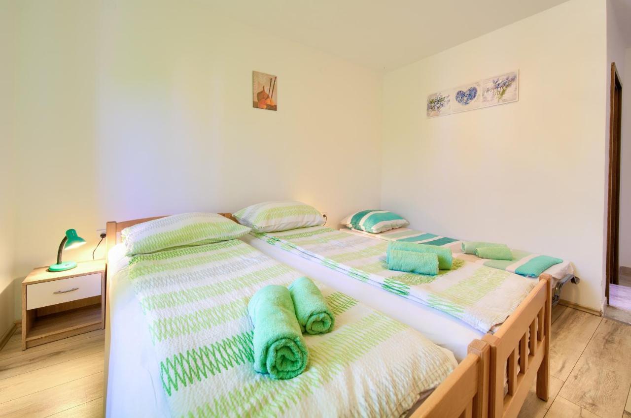 Apartman Mihael Malinska Eksteriør bilde